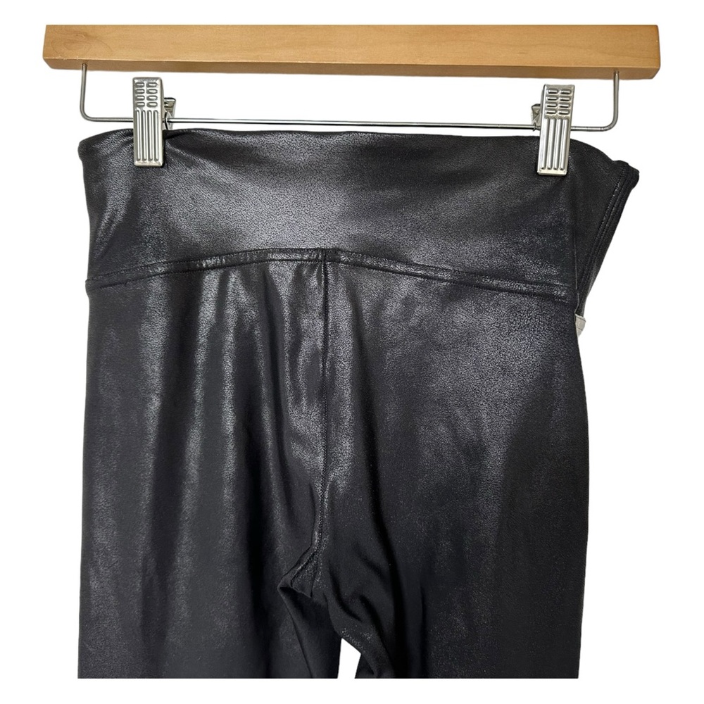Spanx Faux Leather Stripe Black Leggings Contoured Power Waistband Size Small - Picture 5 of 13